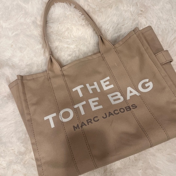 Marc Jacobs Beige Tote Bag Large Authentic - Picture 1 of 6